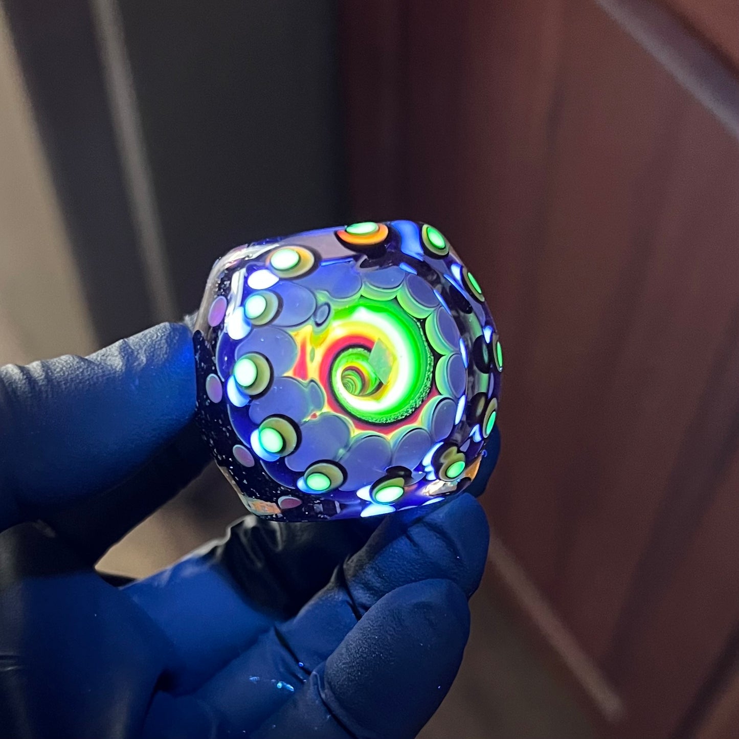 3inch UV Opal Eater Cave Marble and Stand Set