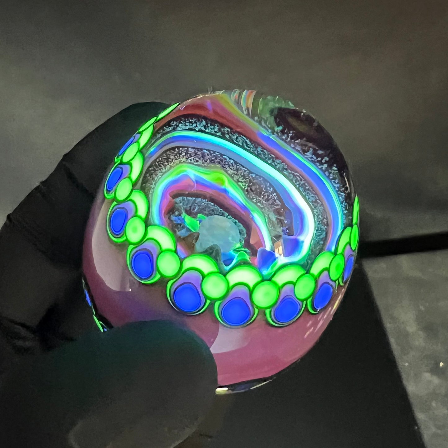 UV Easter Eater Egg