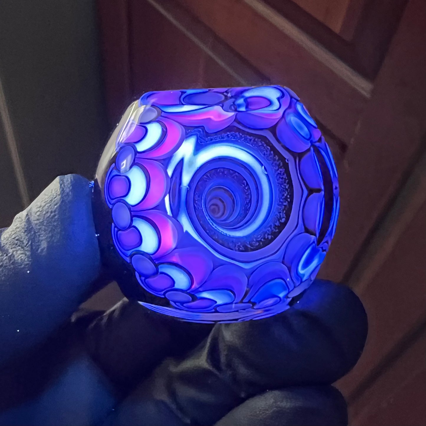 UV Vortex Marble Stand