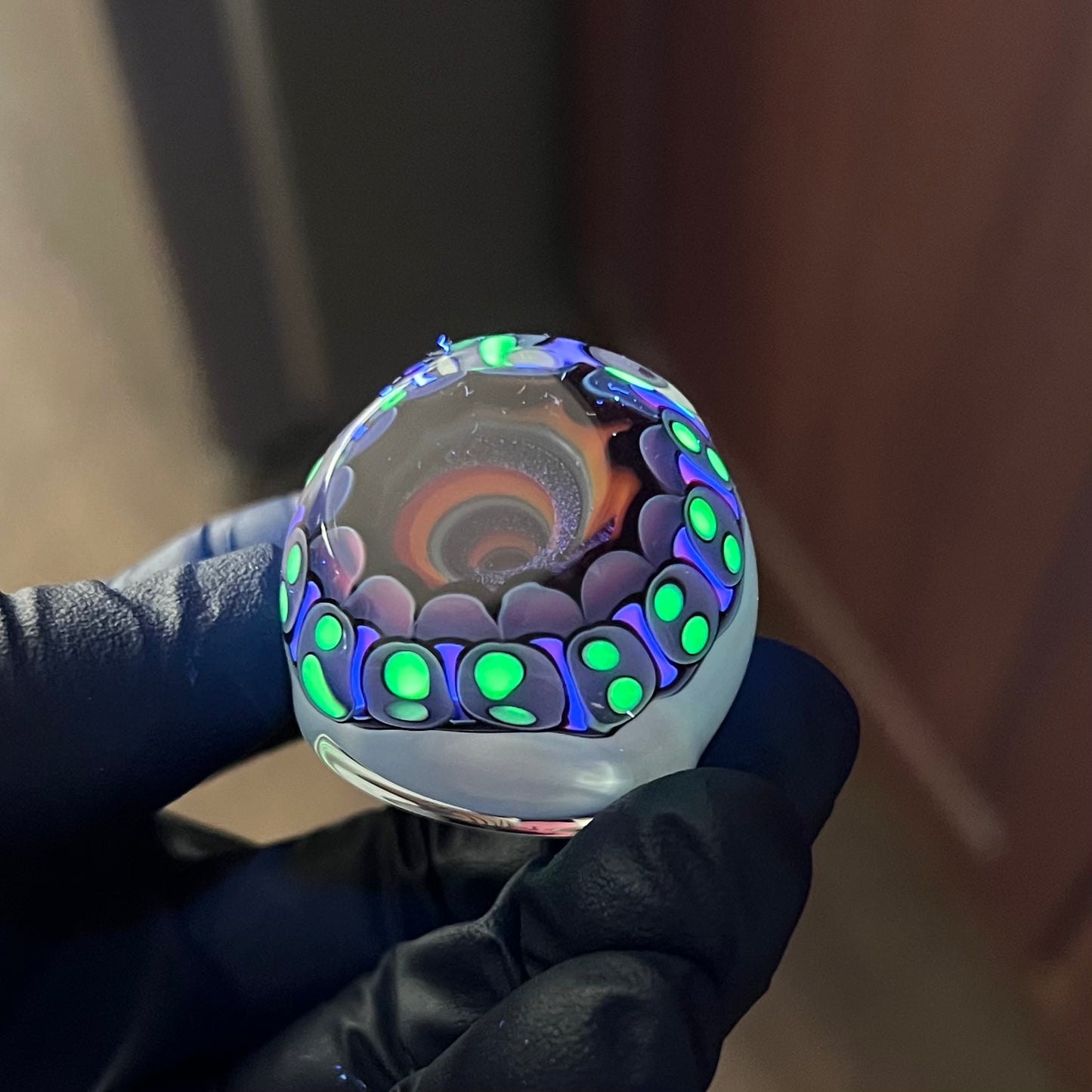 UV Vortex Marble Stand
