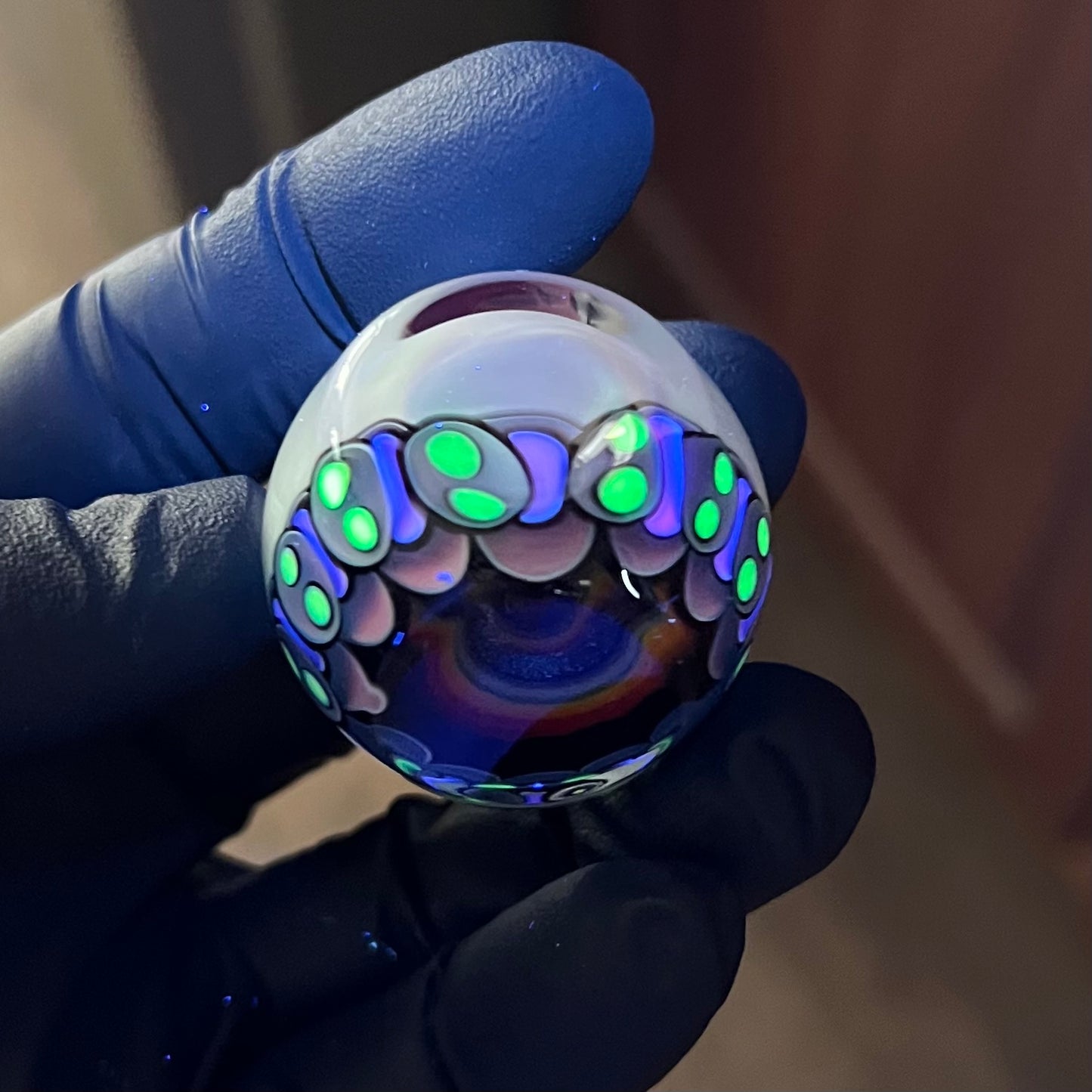 UV Vortex Marble Stand