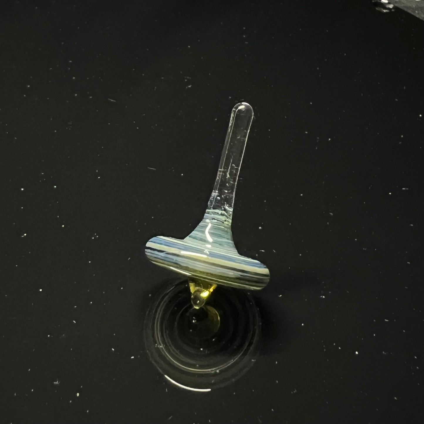UV Spinning Top