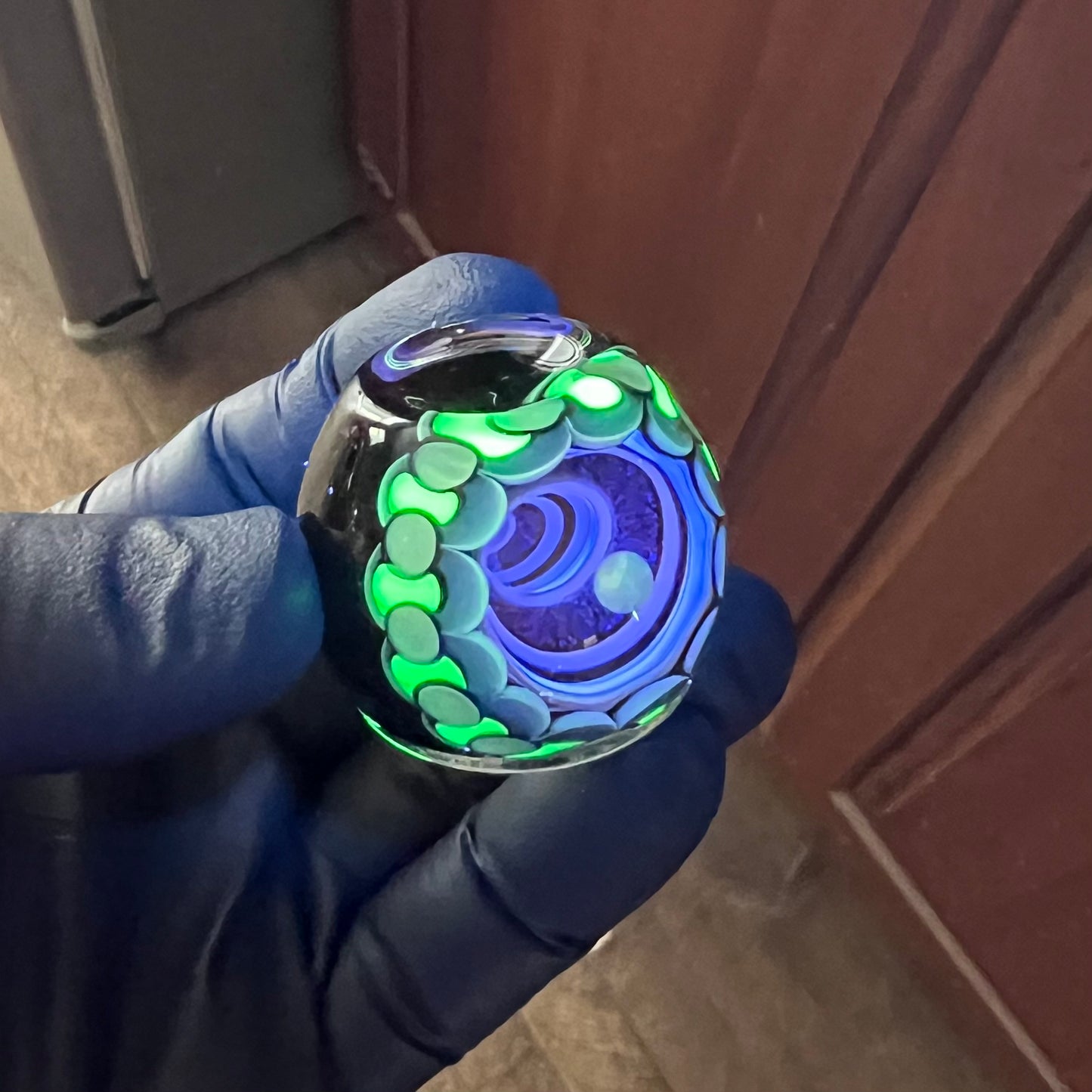 UV Vortex Marble Stand