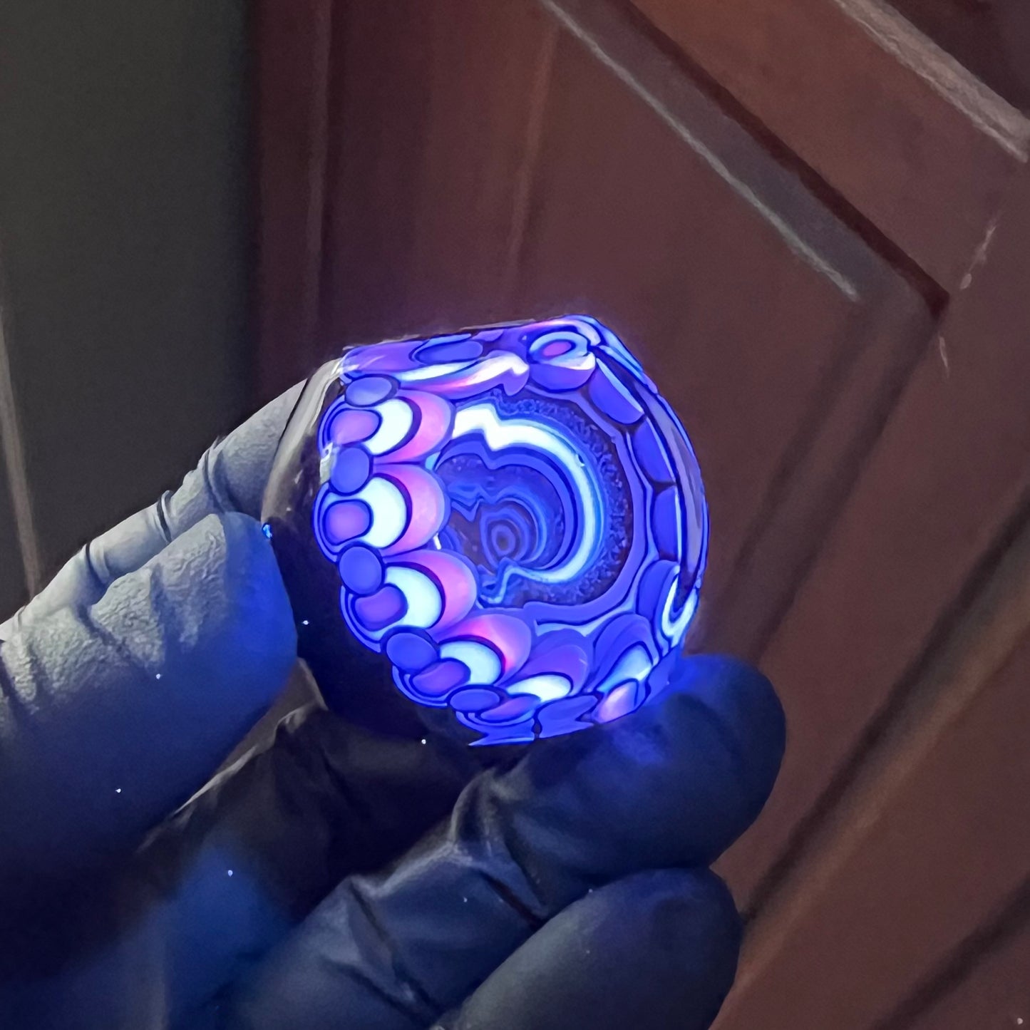 UV Vortex Marble Stand