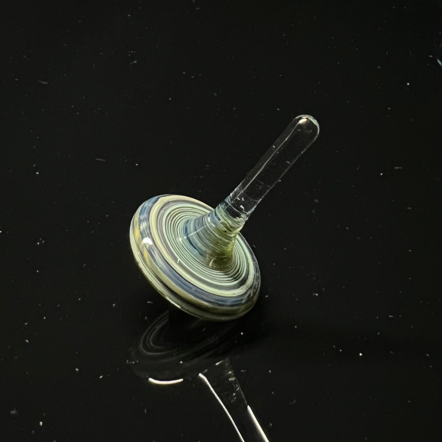 UV Spinning Top