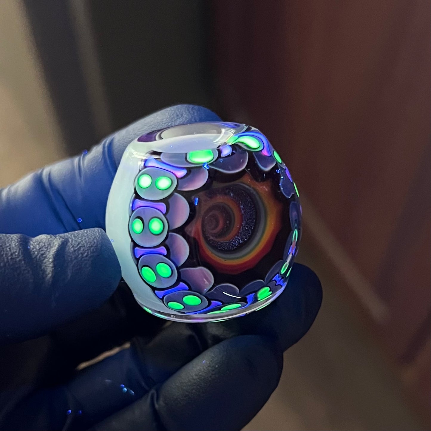 UV Vortex Marble Stand