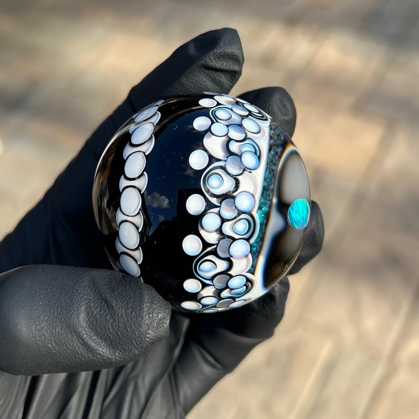 2 inch Black and White Vortex