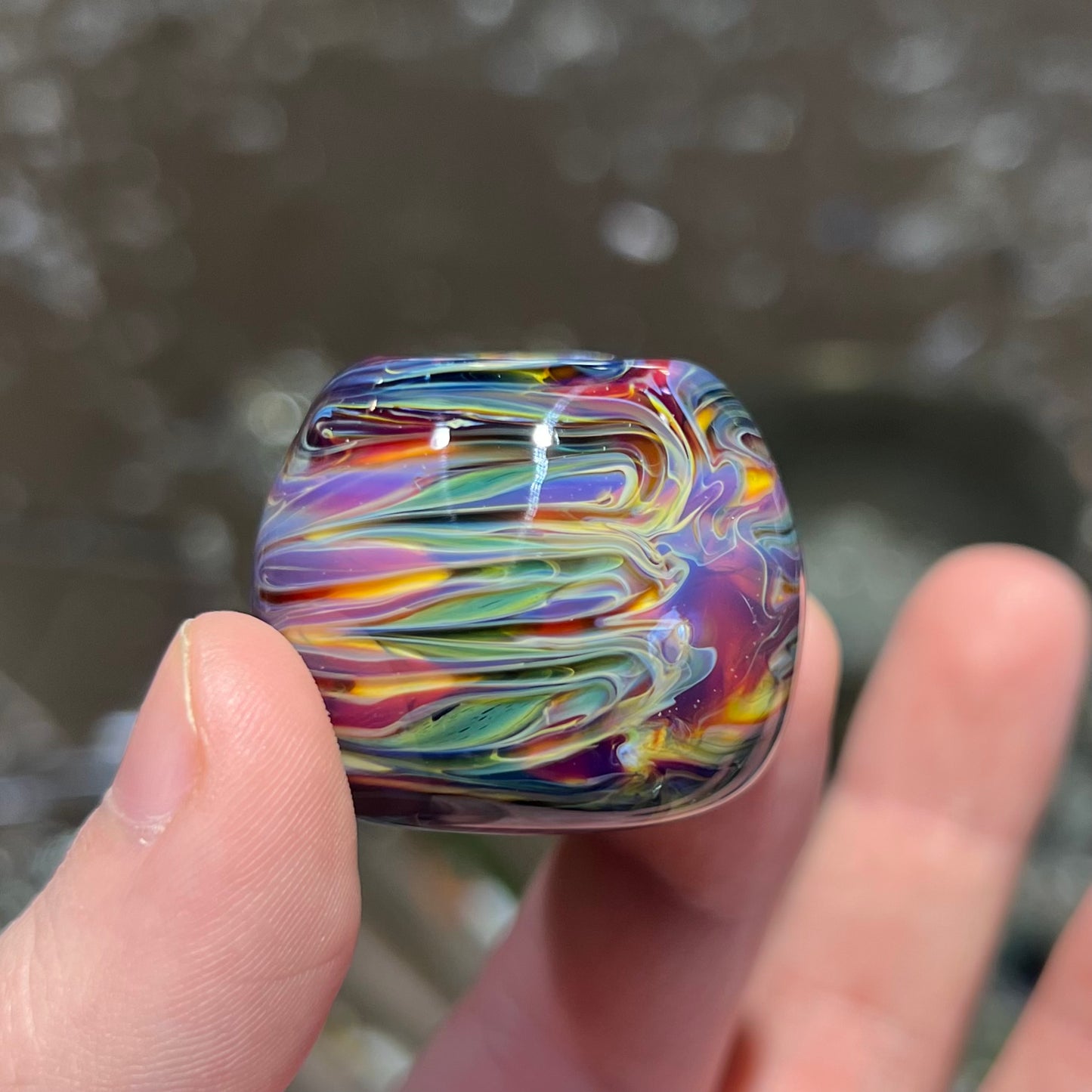 Tie Dye Marble Stand