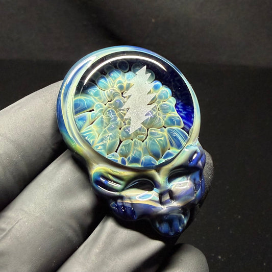 Stealie Pendant With 13 Point Bolt